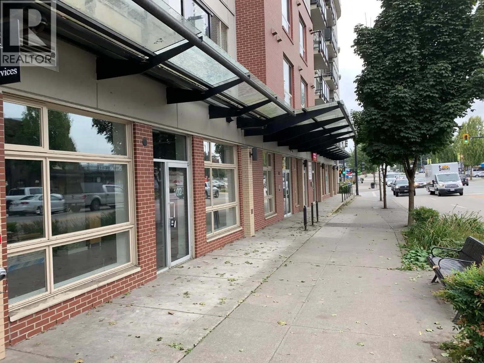 101 22308 LOUGHEED HIGHWAY