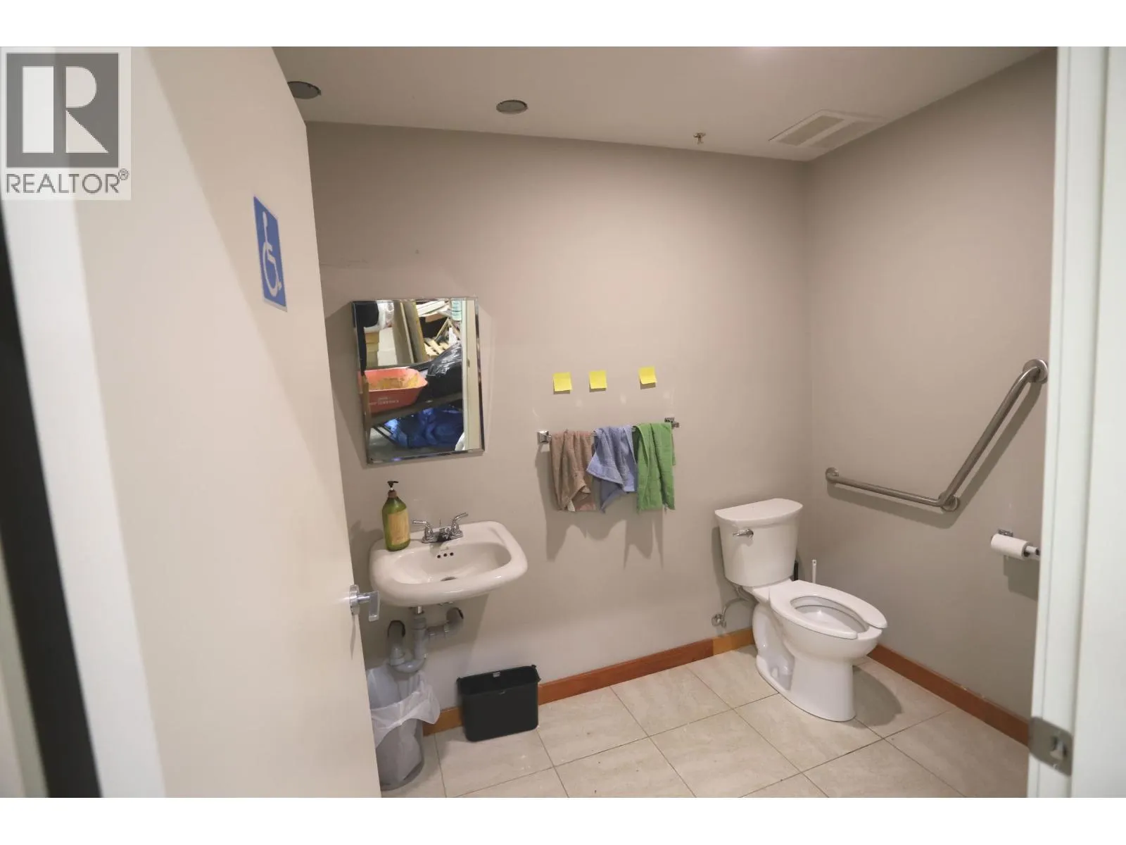 110 39279 QUEENS WAY
