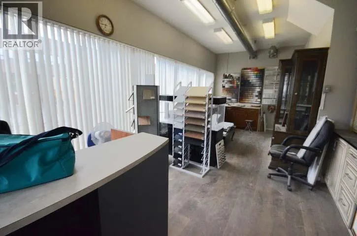 180 6751 GRAYBAR ROAD