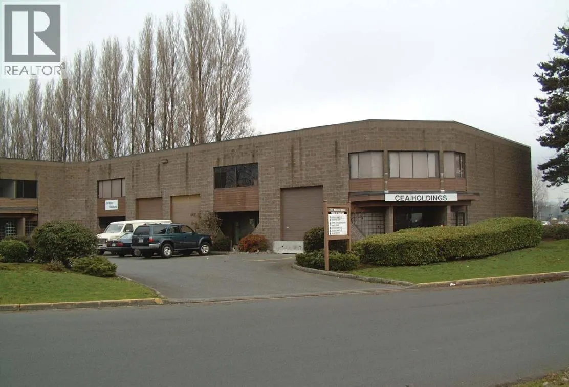 3 2531 VAUXHALL PLACE