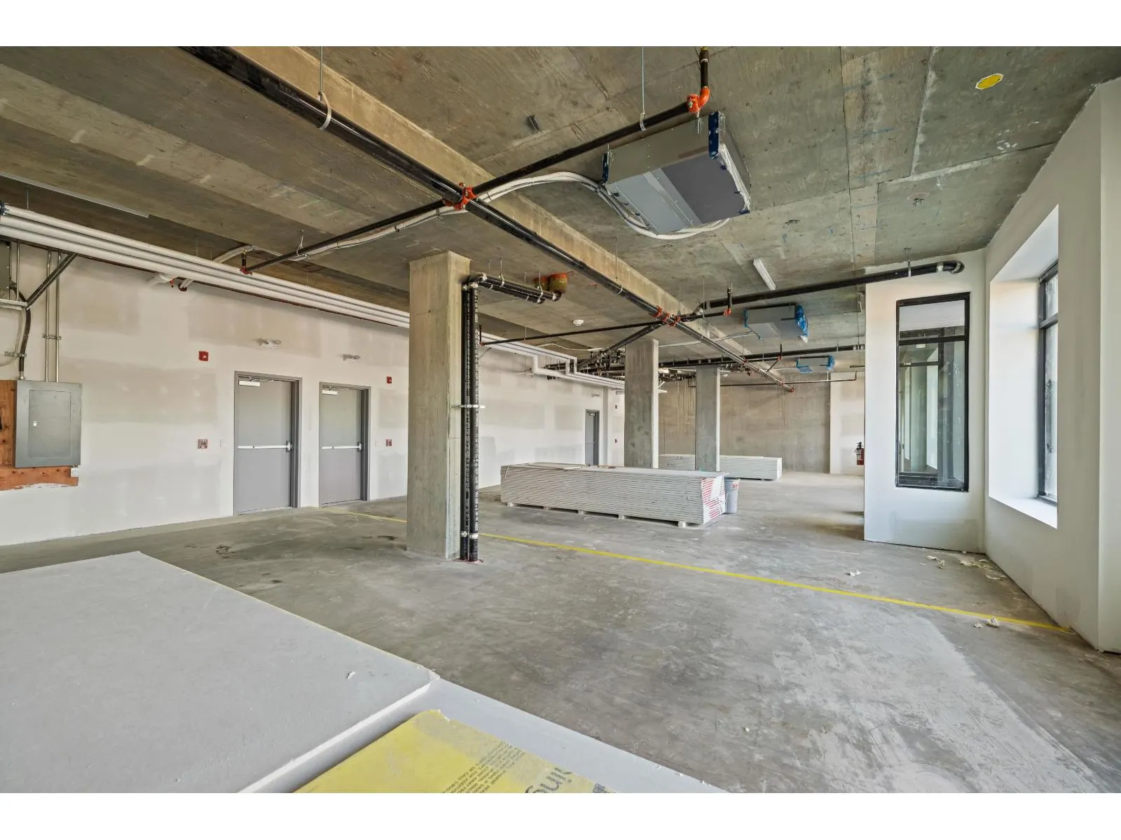 025 33816 SOUTH FRASER WAY