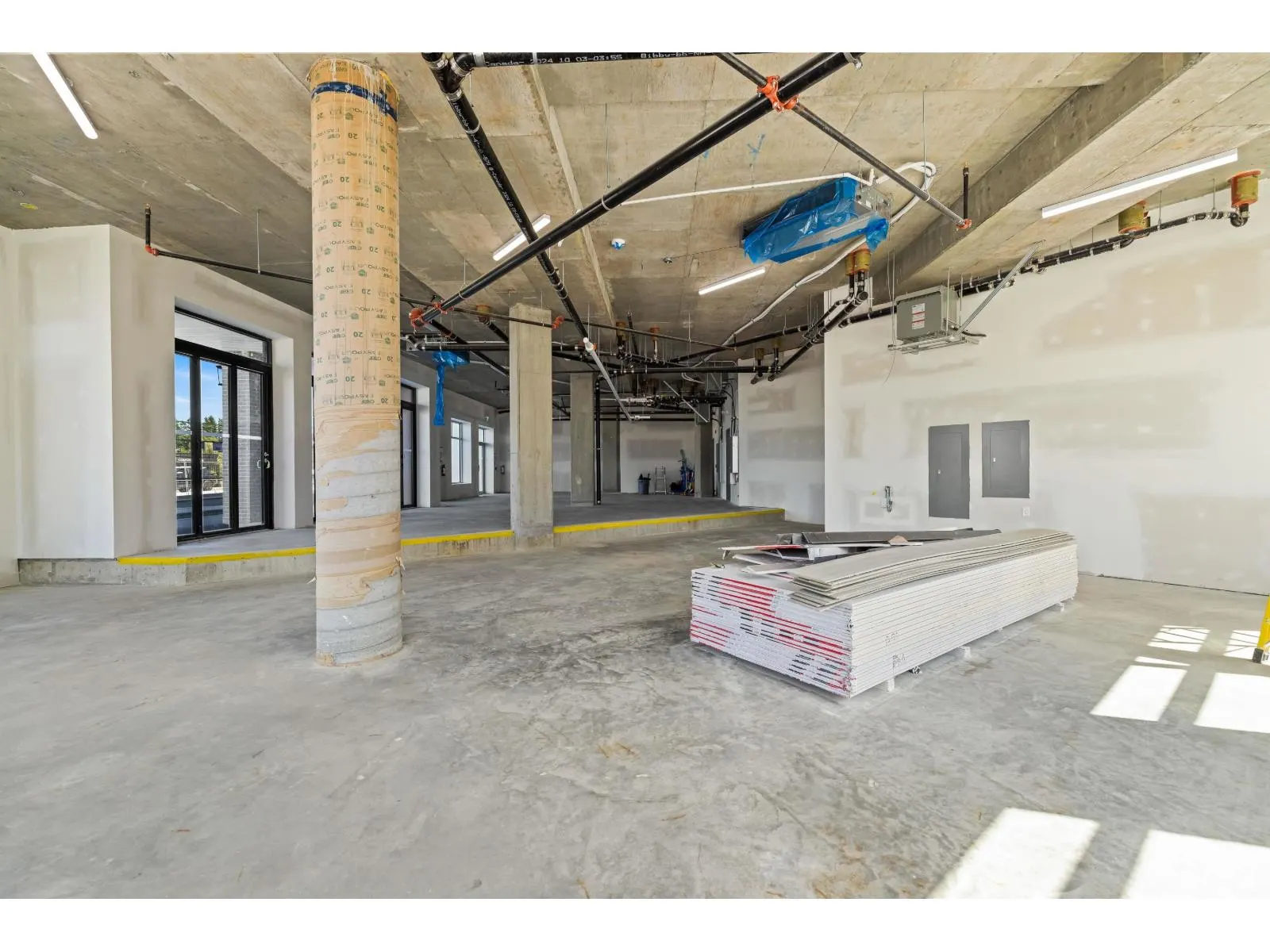 025 33816 SOUTH FRASER WAY