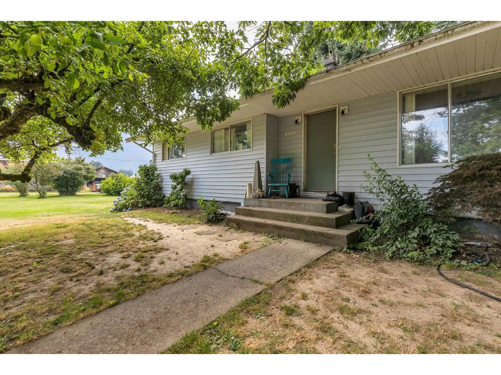 8591 HOWELL ROAD