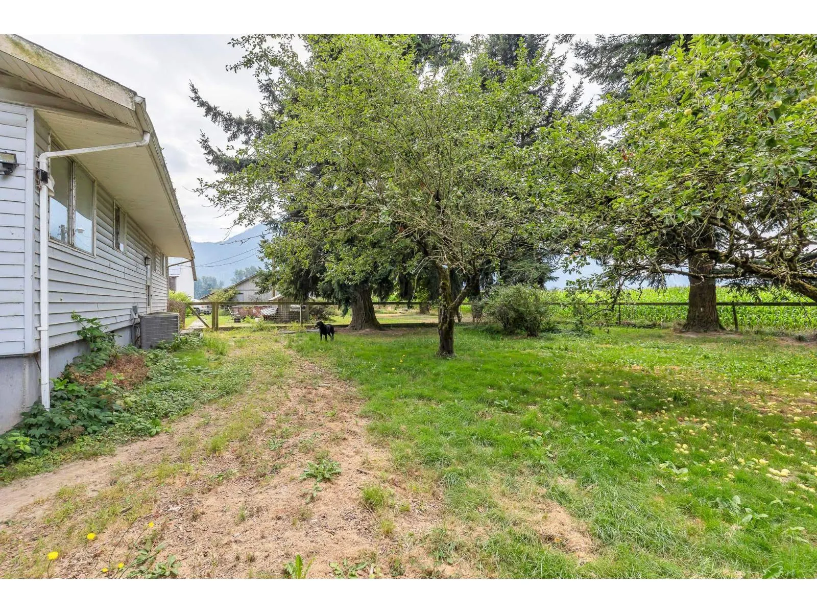 8591 HOWELL ROAD
