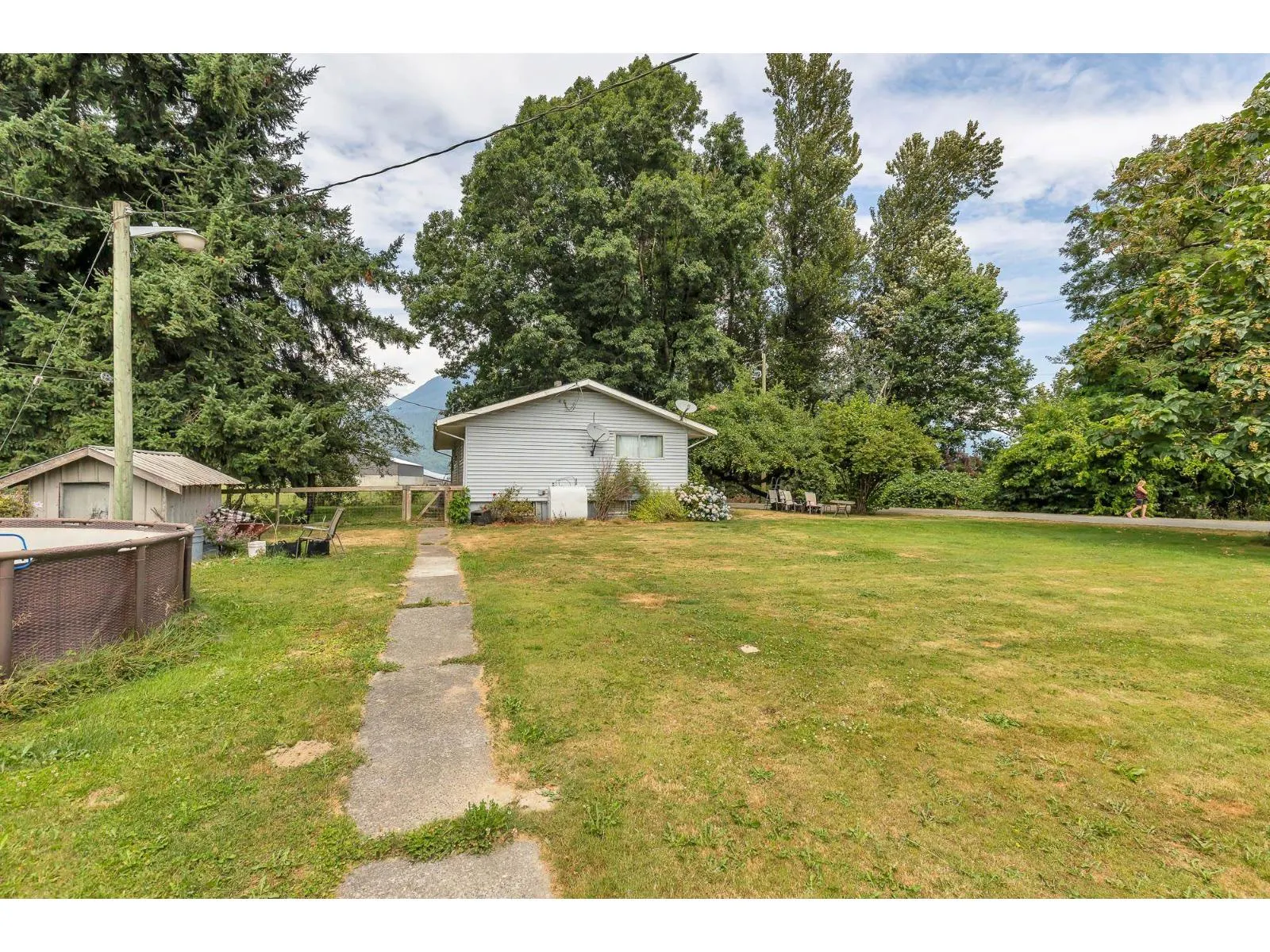 8591 HOWELL ROAD