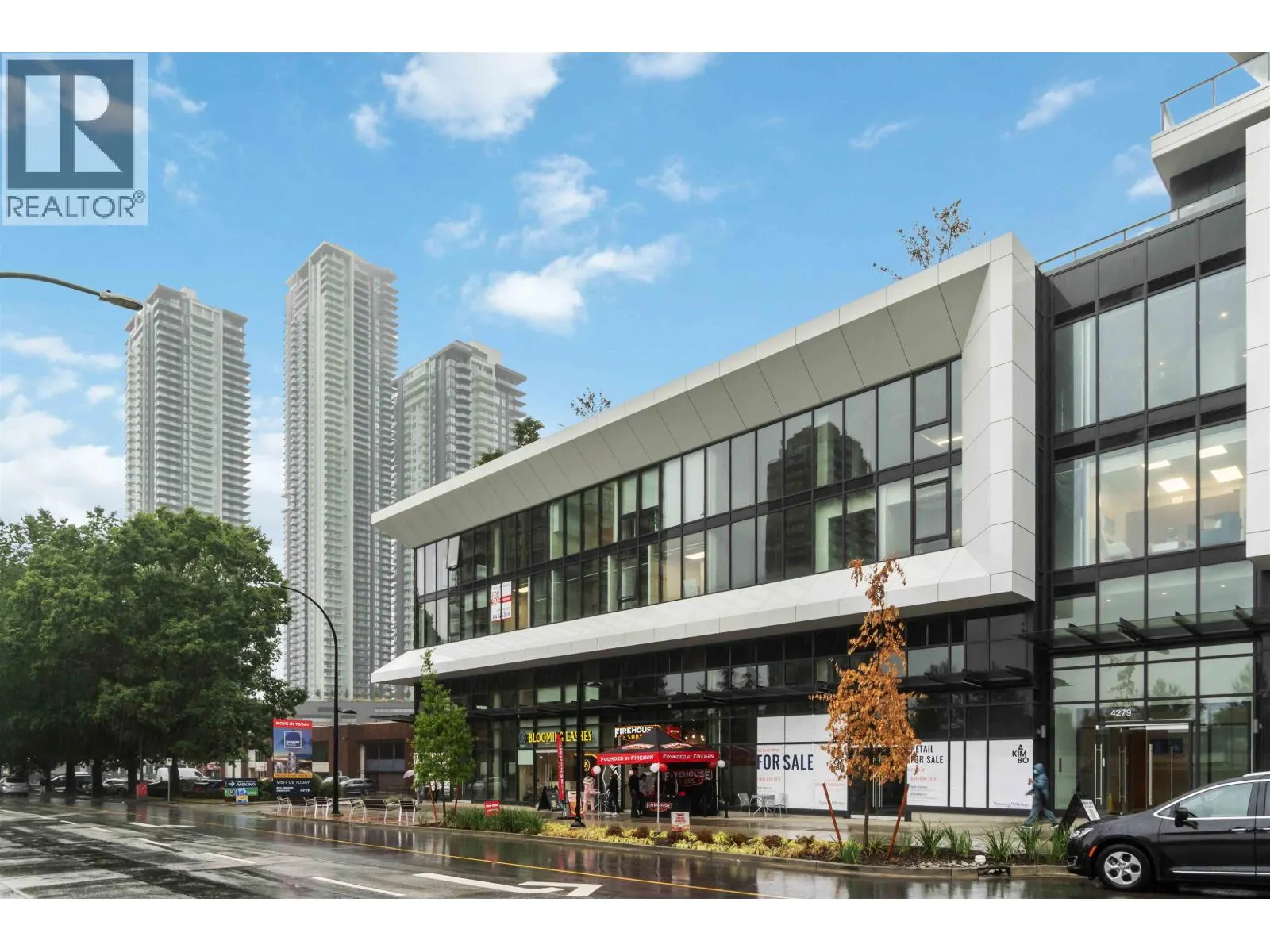 318 4279 DAWSON STREET