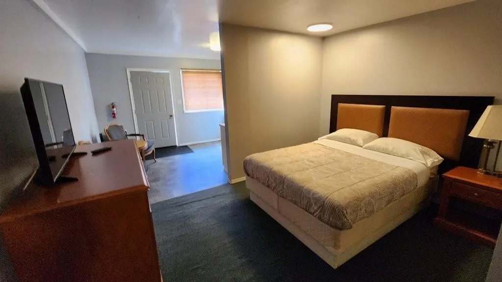 50865-50885 TRANS CANADA HIGHWAY|Fraser Canyon