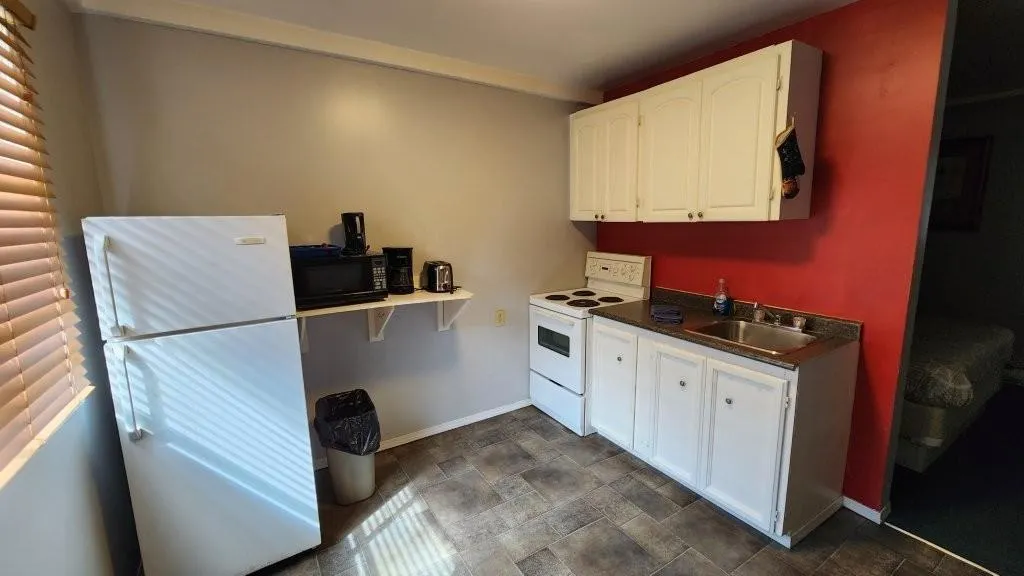 50865-50885 TRANS CANADA HIGHWAY|Fraser Canyon