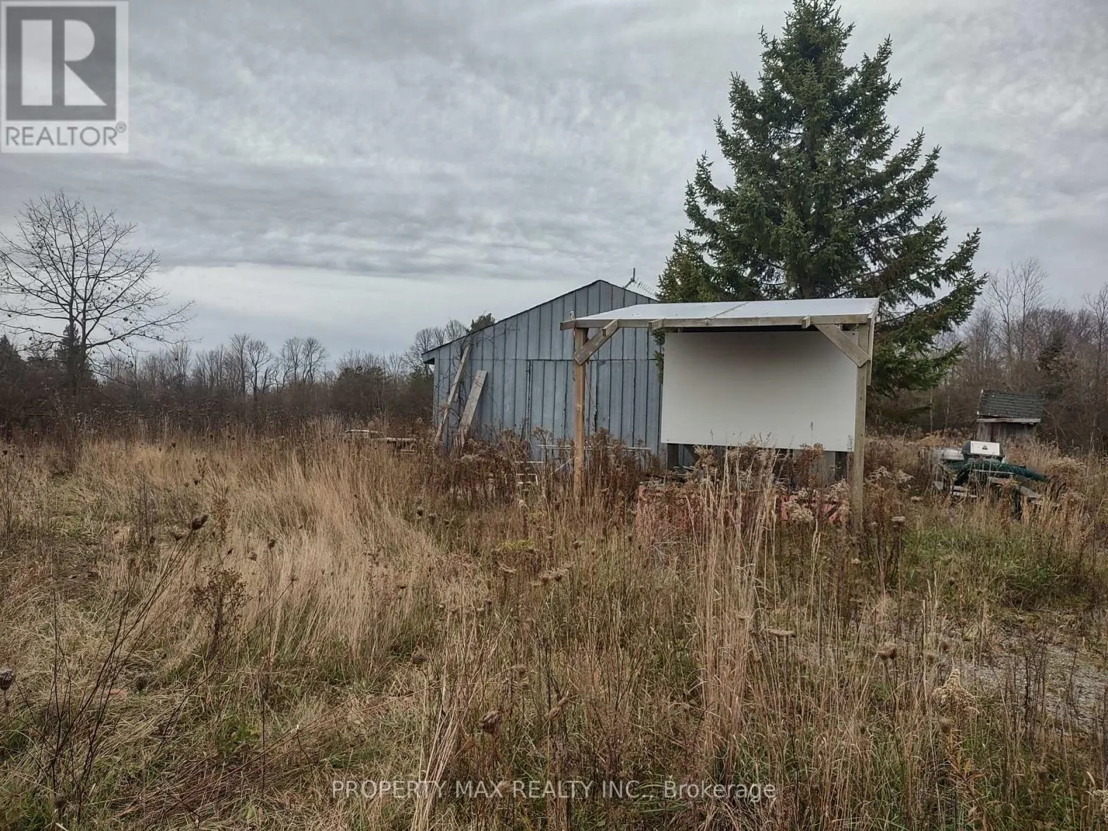1195 COATES ROAD E