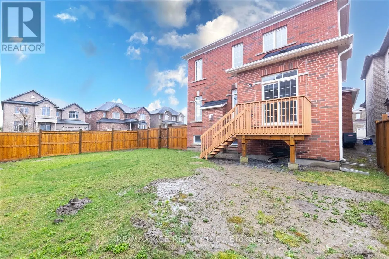 114 NODEN CRESCENT
