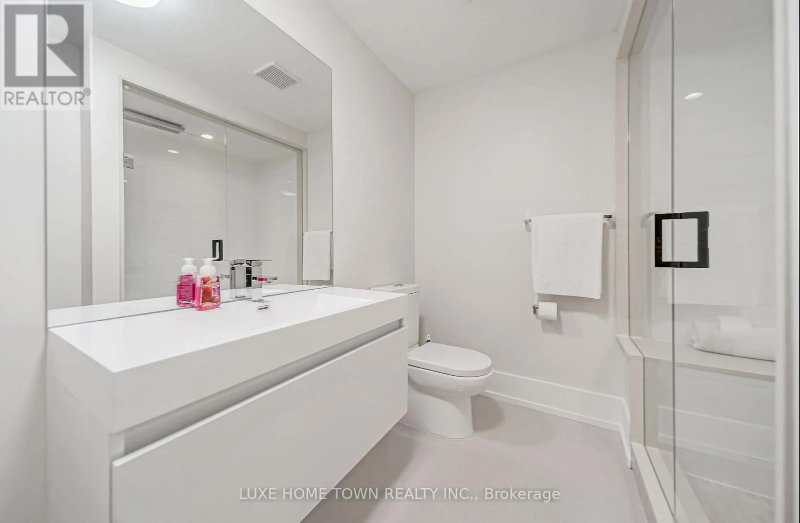 2 PRINCE RUPERT DRIVE