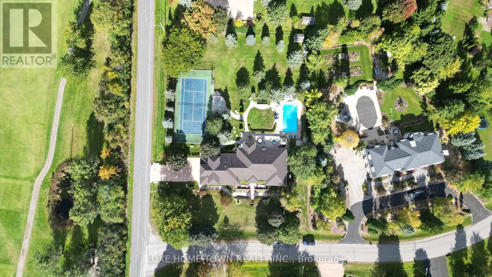 2 PRINCE RUPERT DRIVE