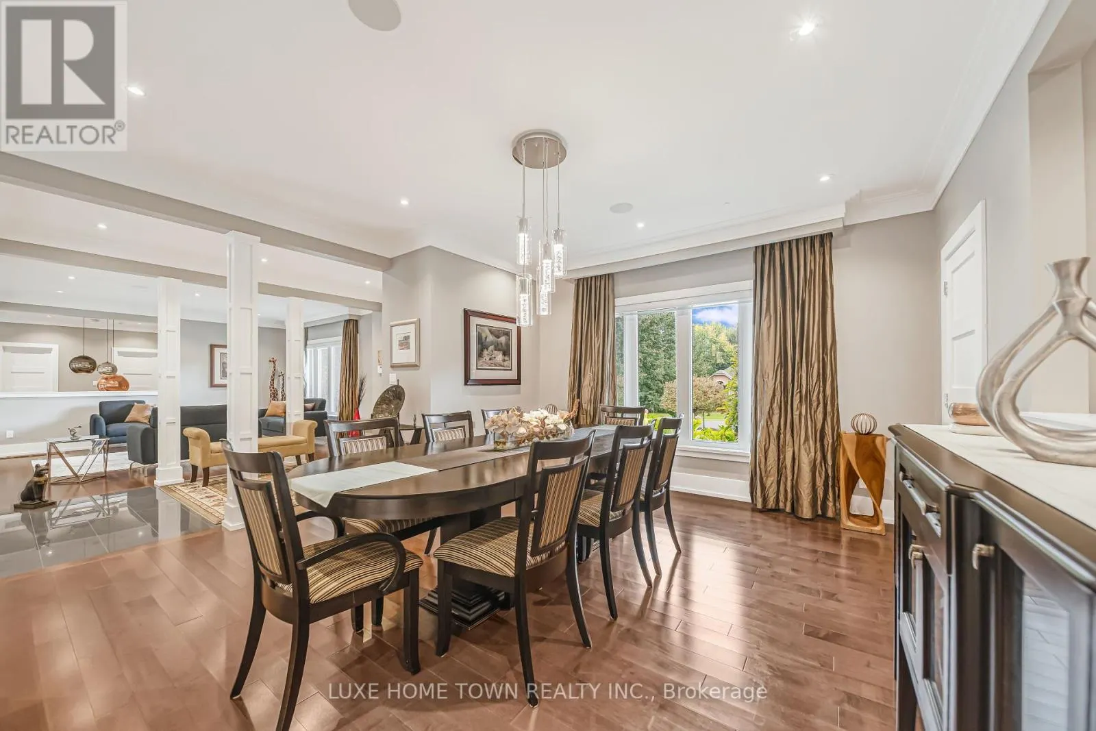 2 PRINCE RUPERT DRIVE