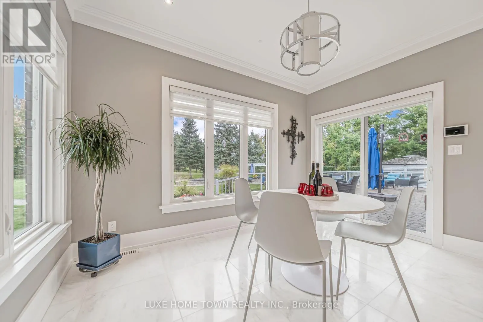 2 PRINCE RUPERT DRIVE