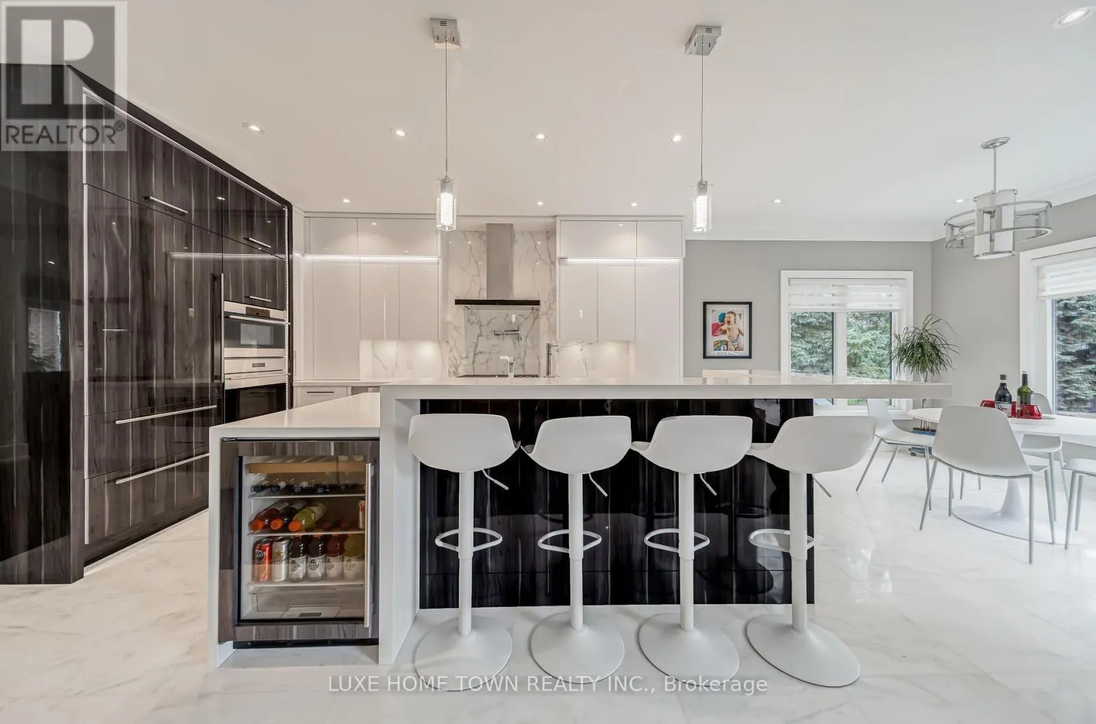2 PRINCE RUPERT DRIVE