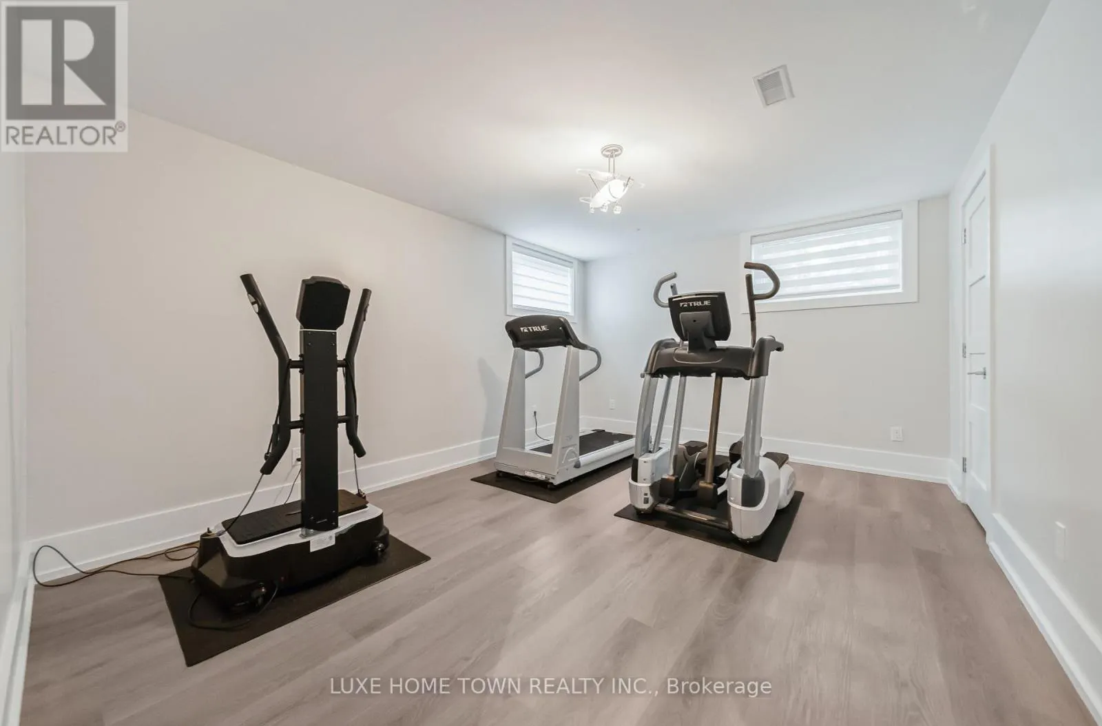 2 PRINCE RUPERT DRIVE
