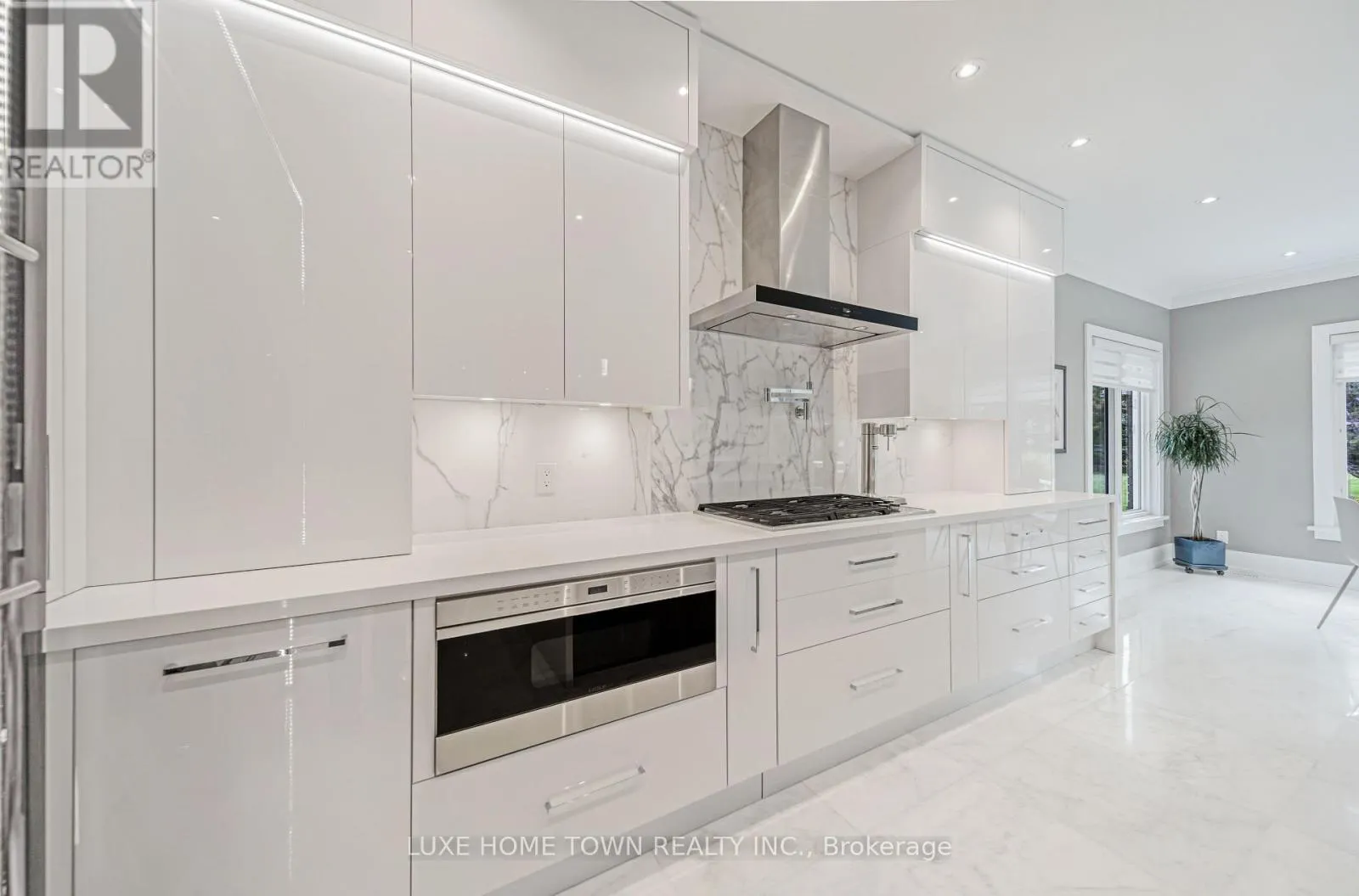 2 PRINCE RUPERT DRIVE