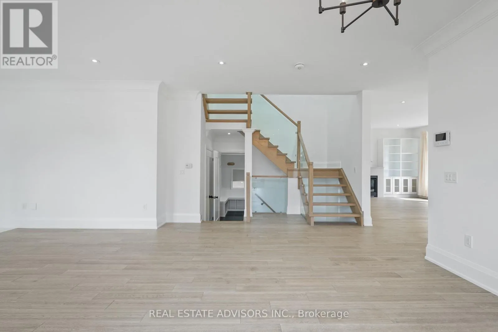 69 FENWOOD HEIGHTS