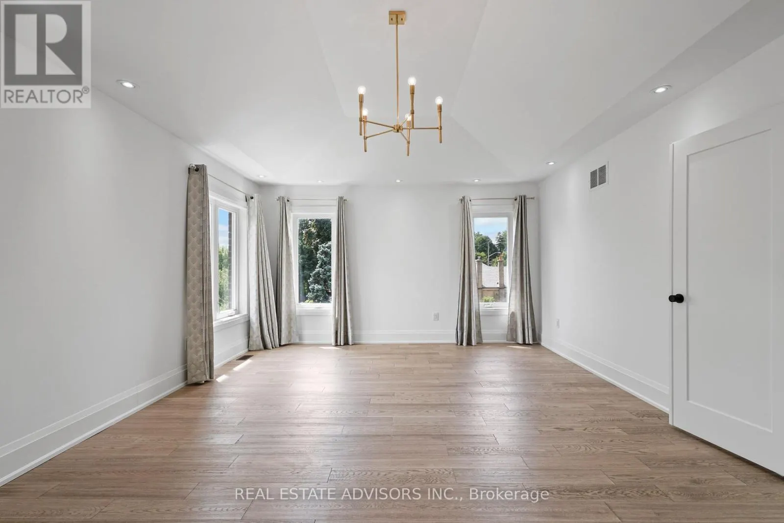 69 FENWOOD HEIGHTS