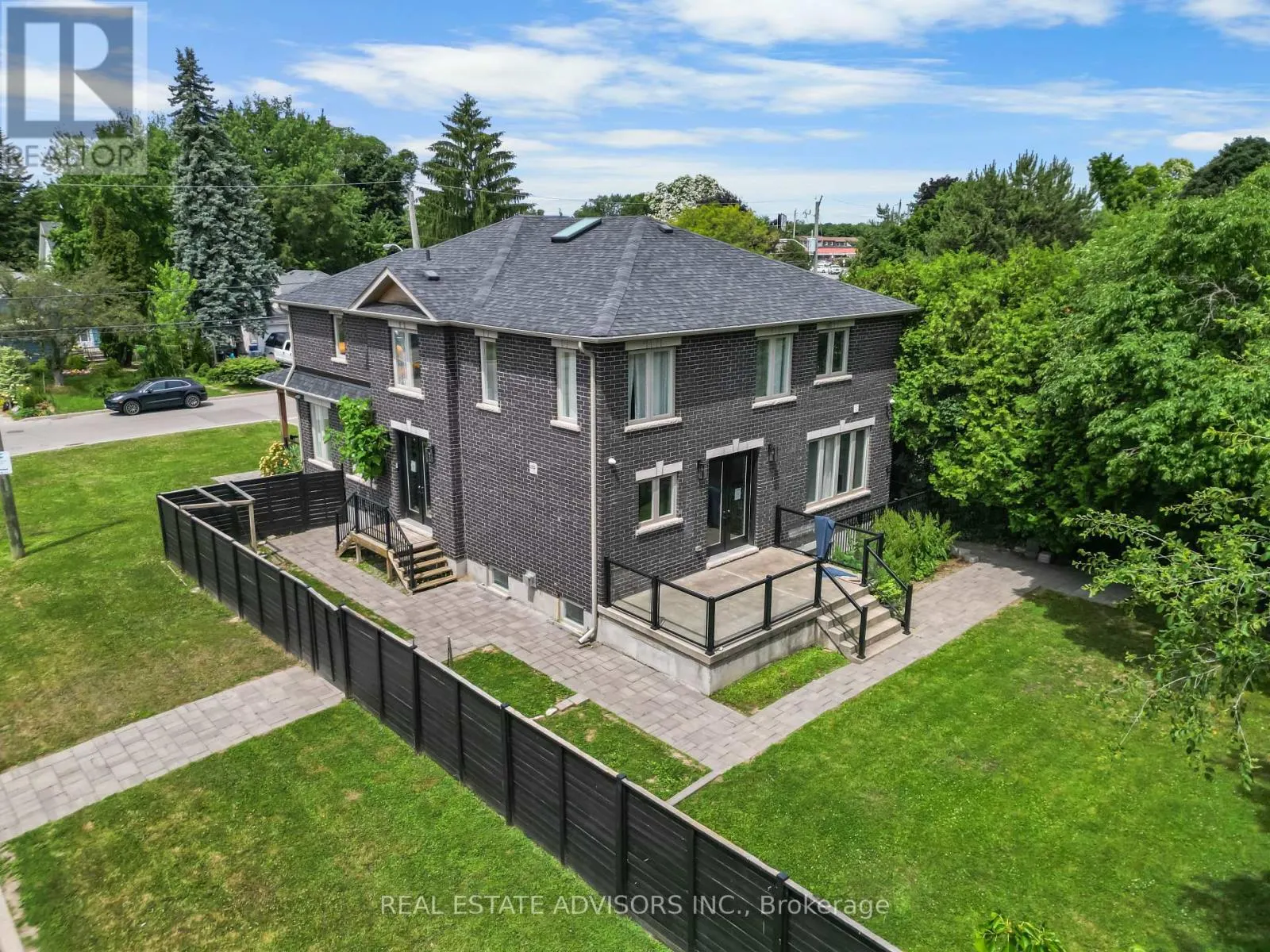 69 FENWOOD HEIGHTS