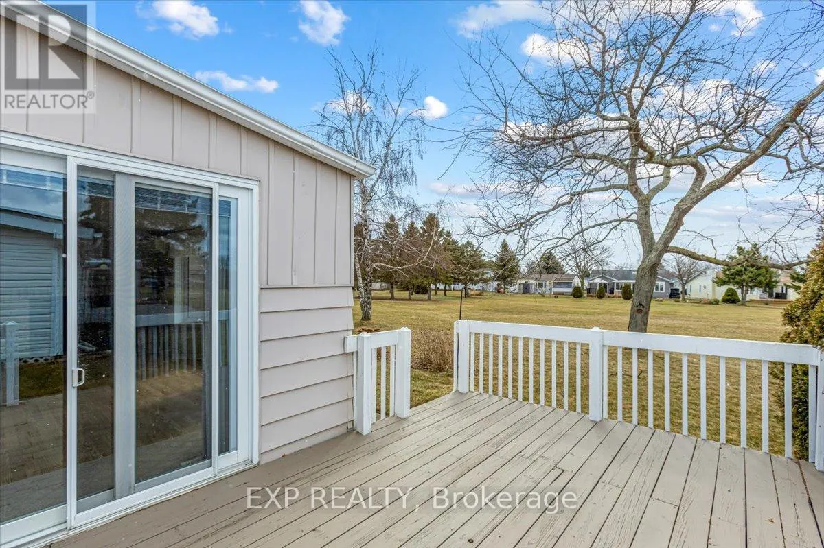 52 FAIRWAY DRIVE