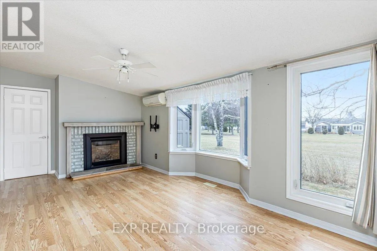 52 FAIRWAY DRIVE