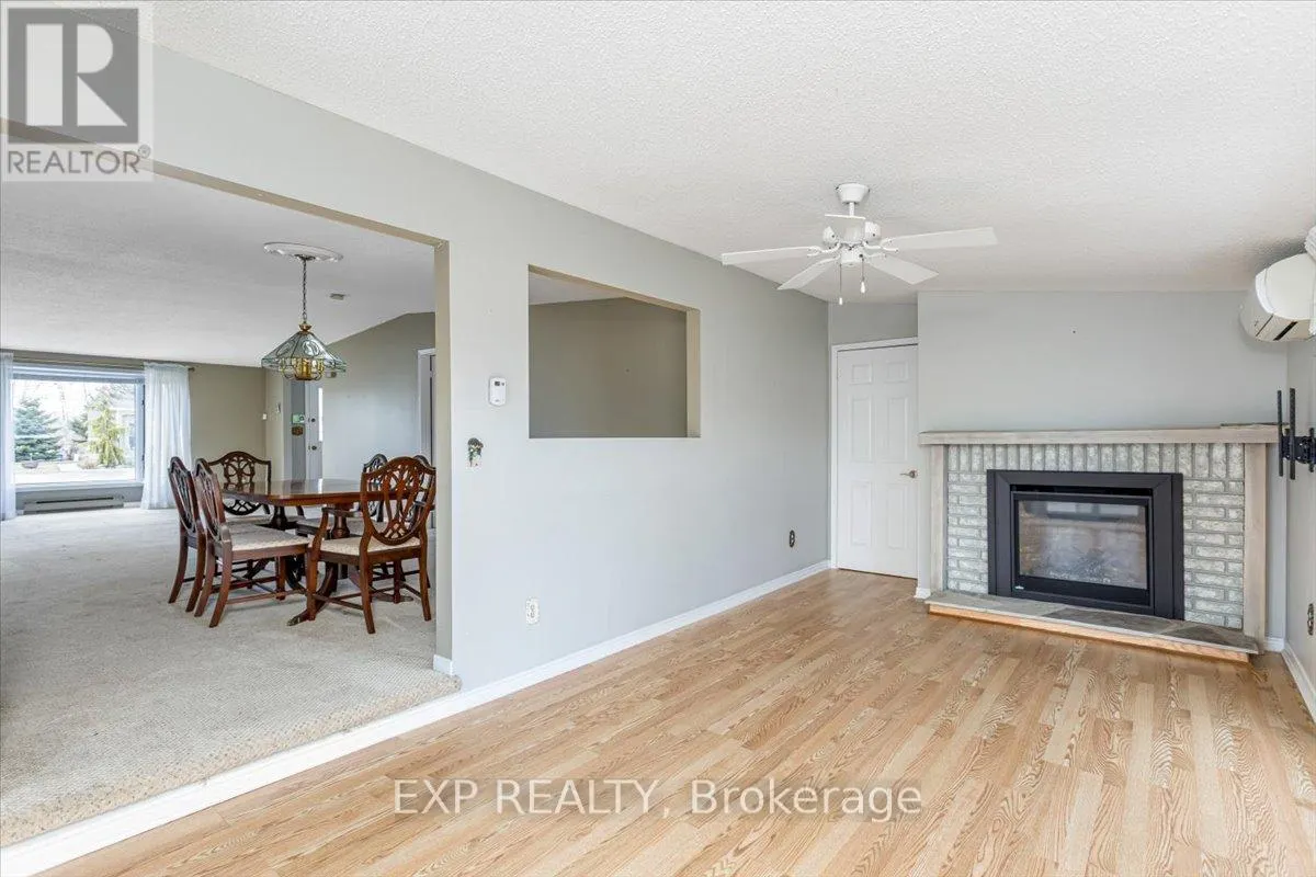 52 FAIRWAY DRIVE