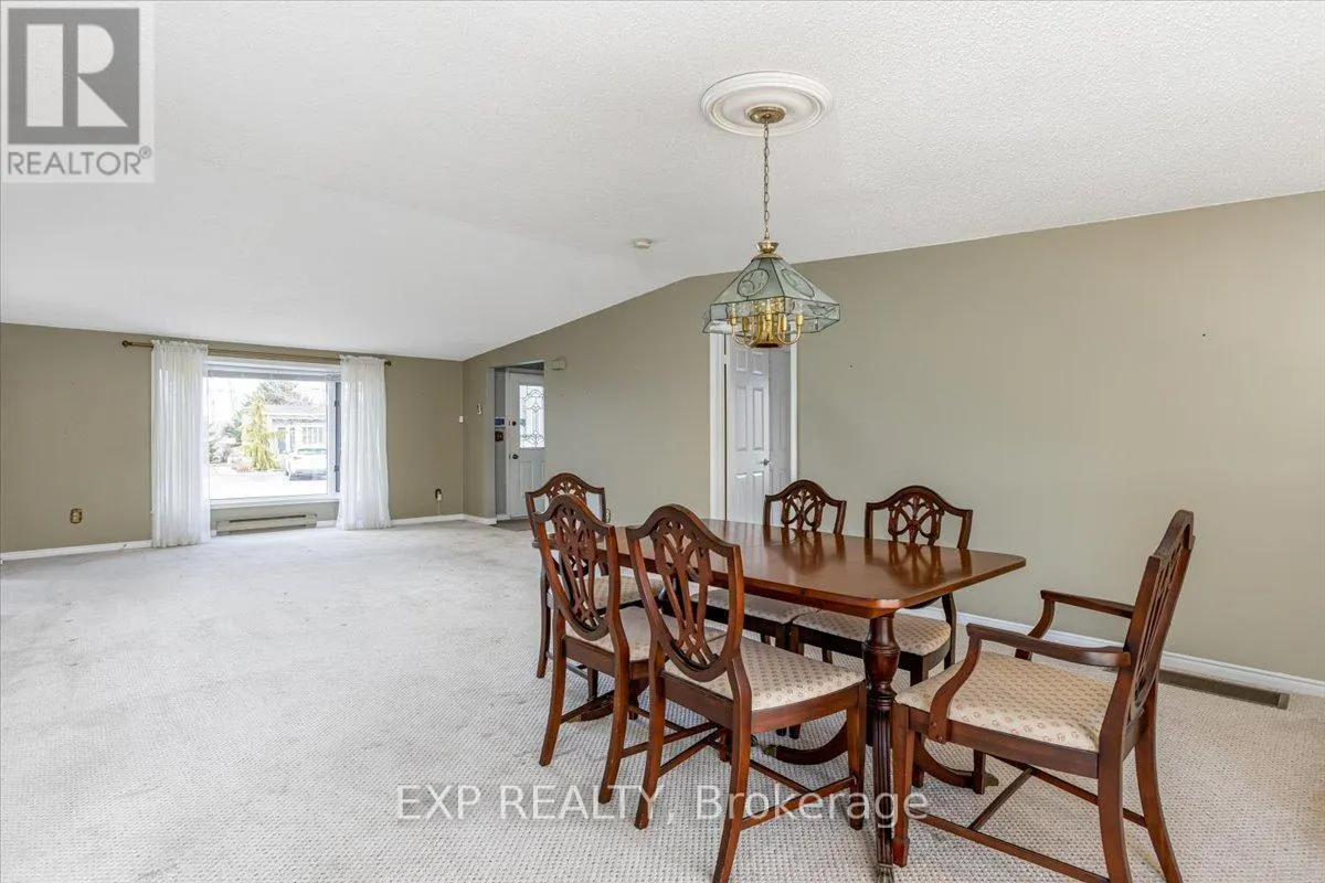 52 FAIRWAY DRIVE