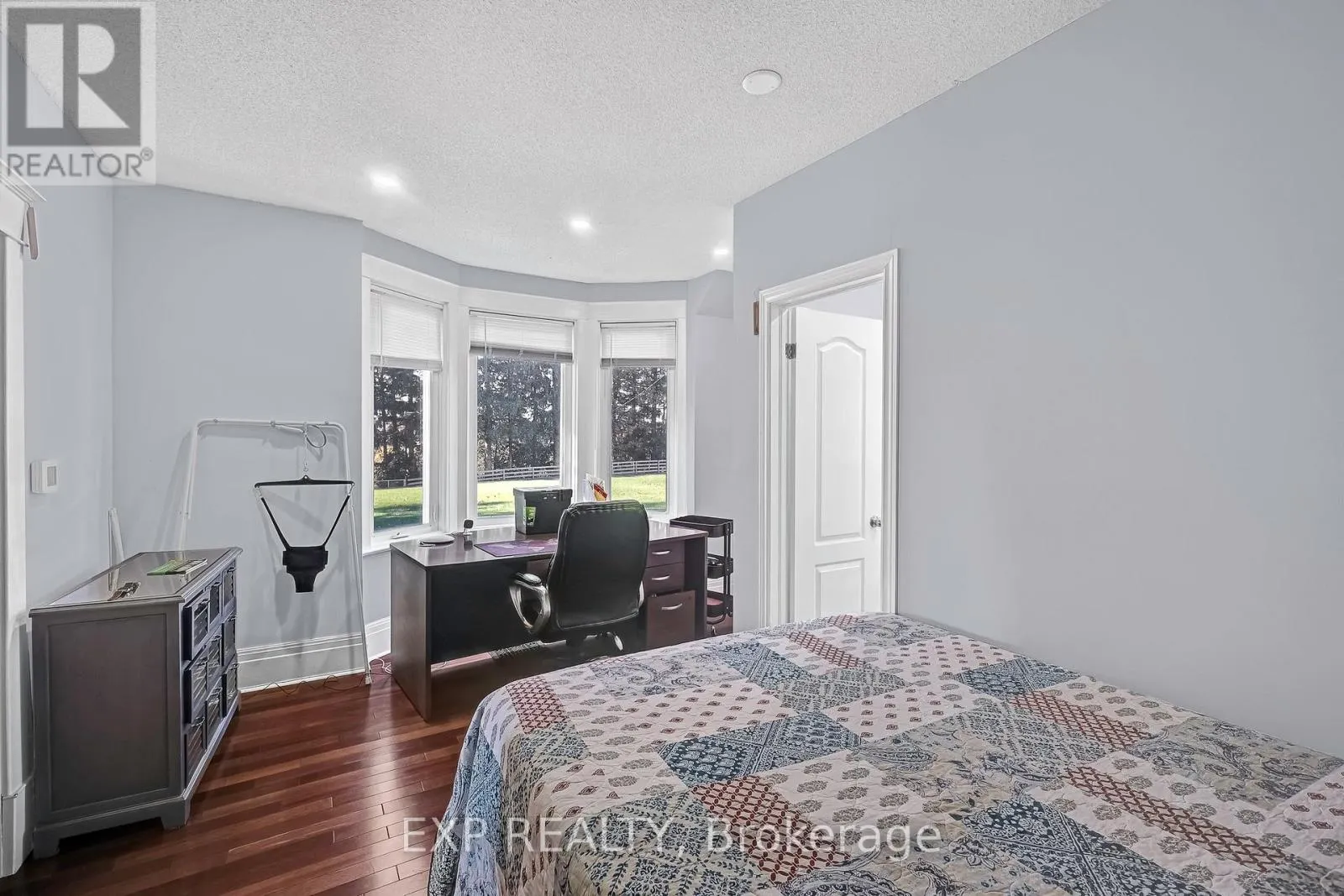 680 WINCHESTER ROAD W
