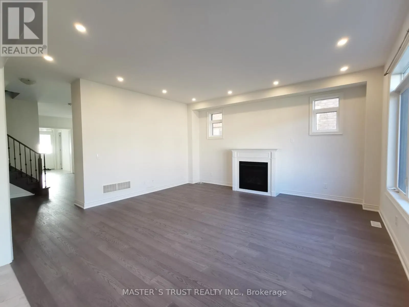 2529 STALLION DRIVE