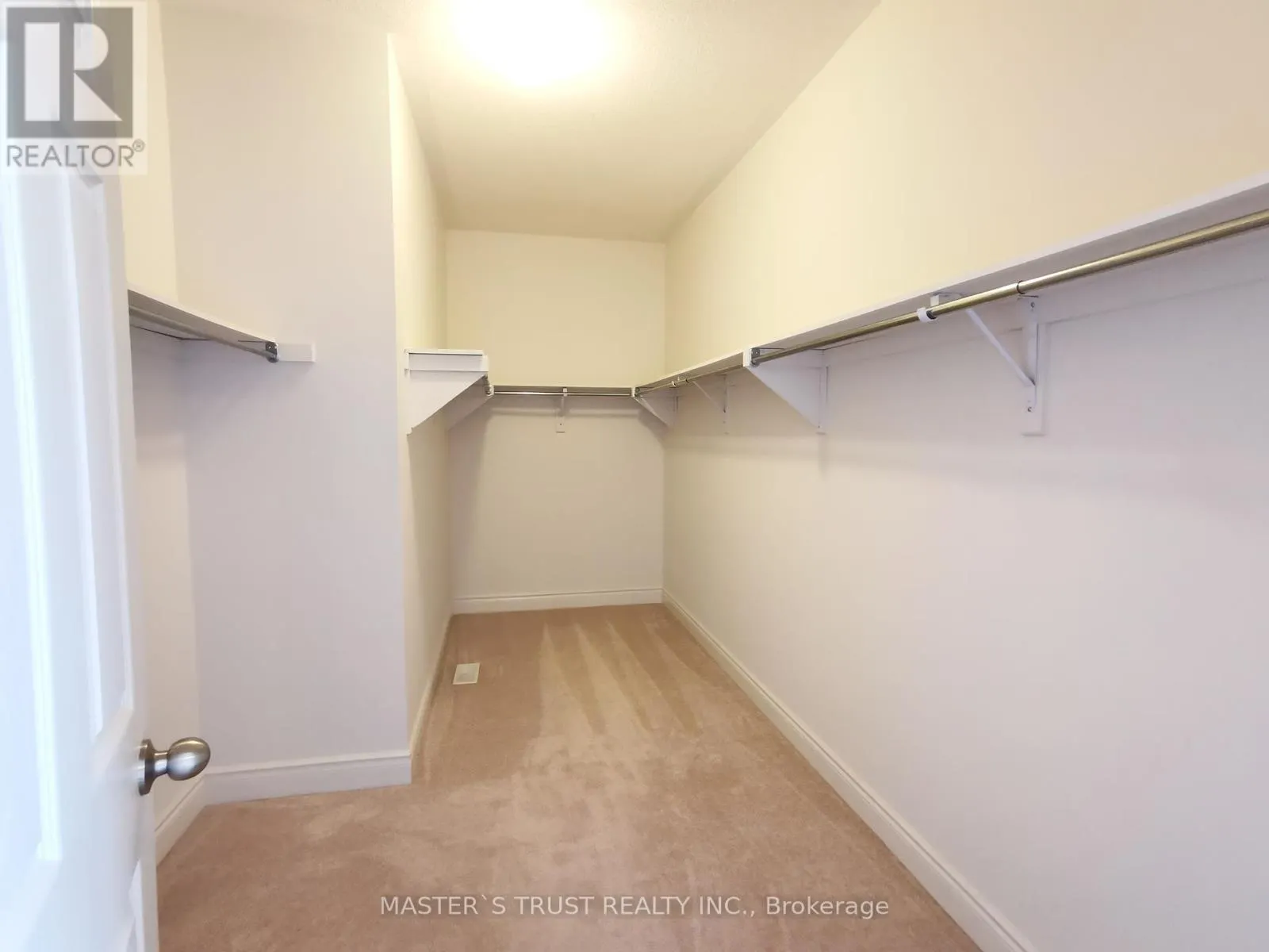 2529 STALLION DRIVE