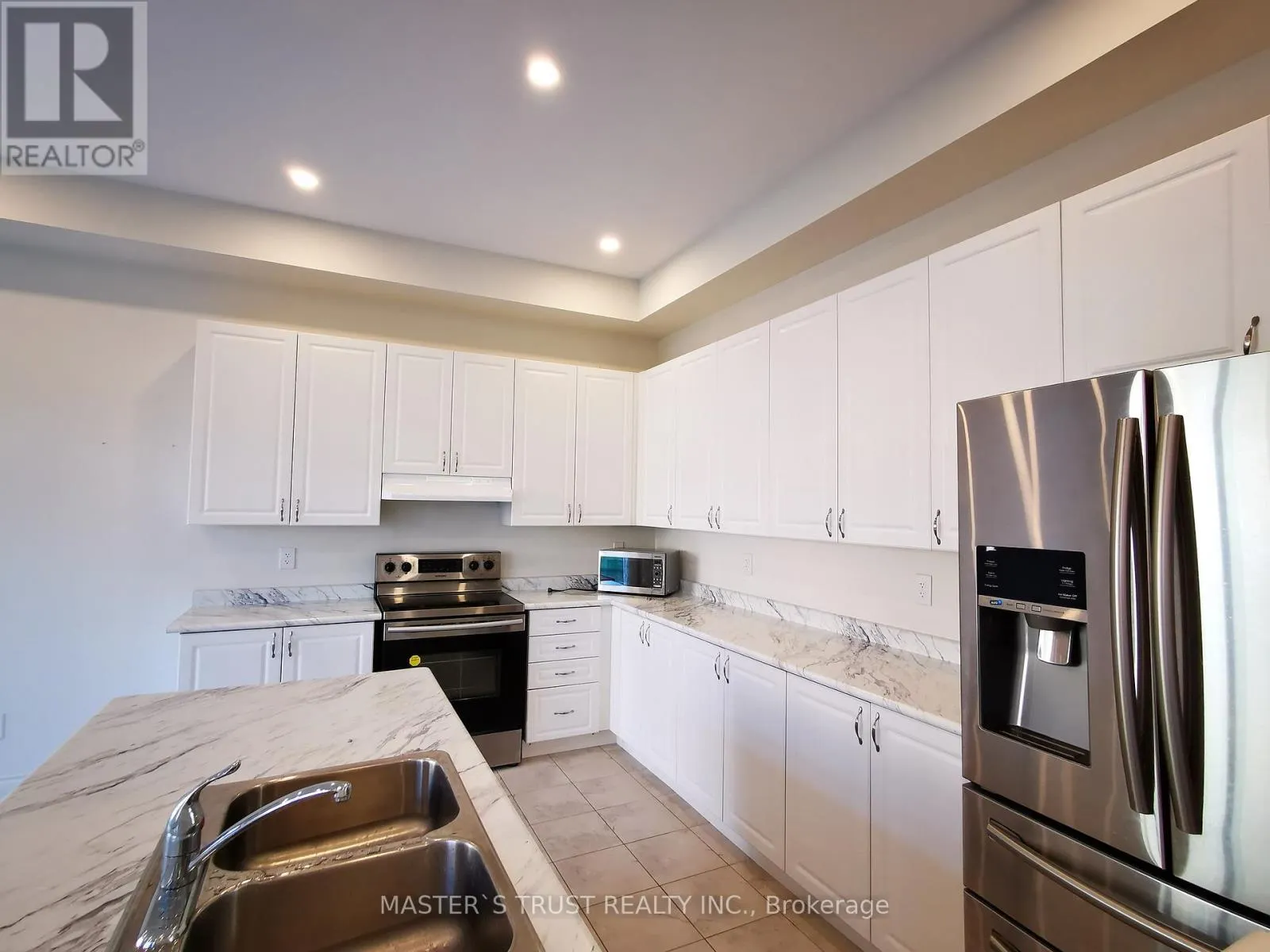 2529 STALLION DRIVE