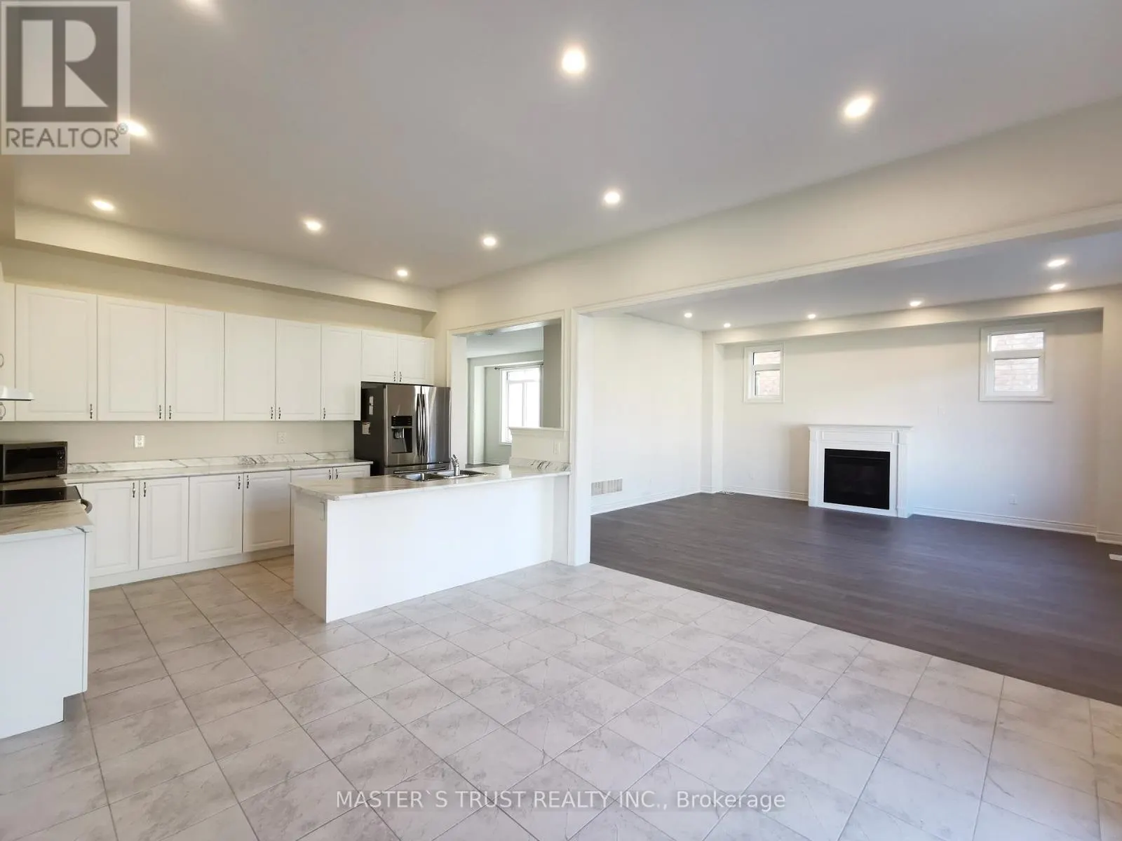 2529 STALLION DRIVE