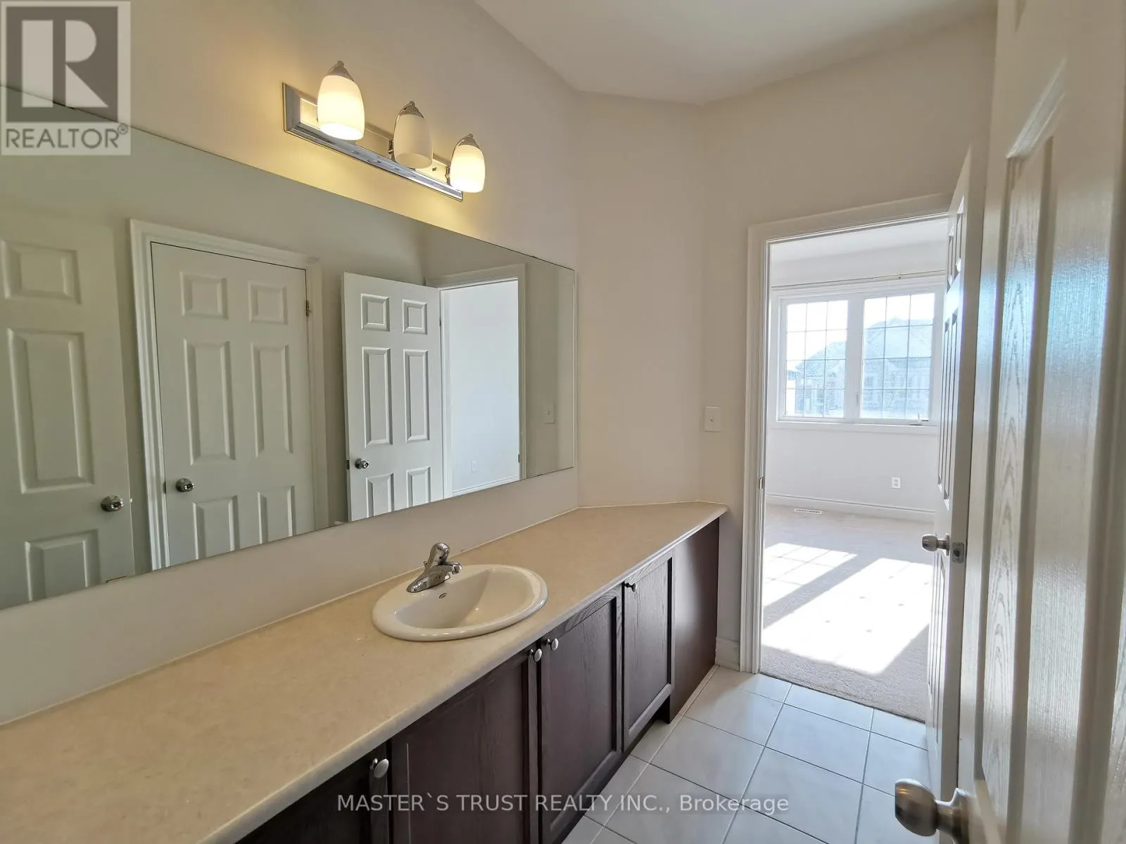 2529 STALLION DRIVE
