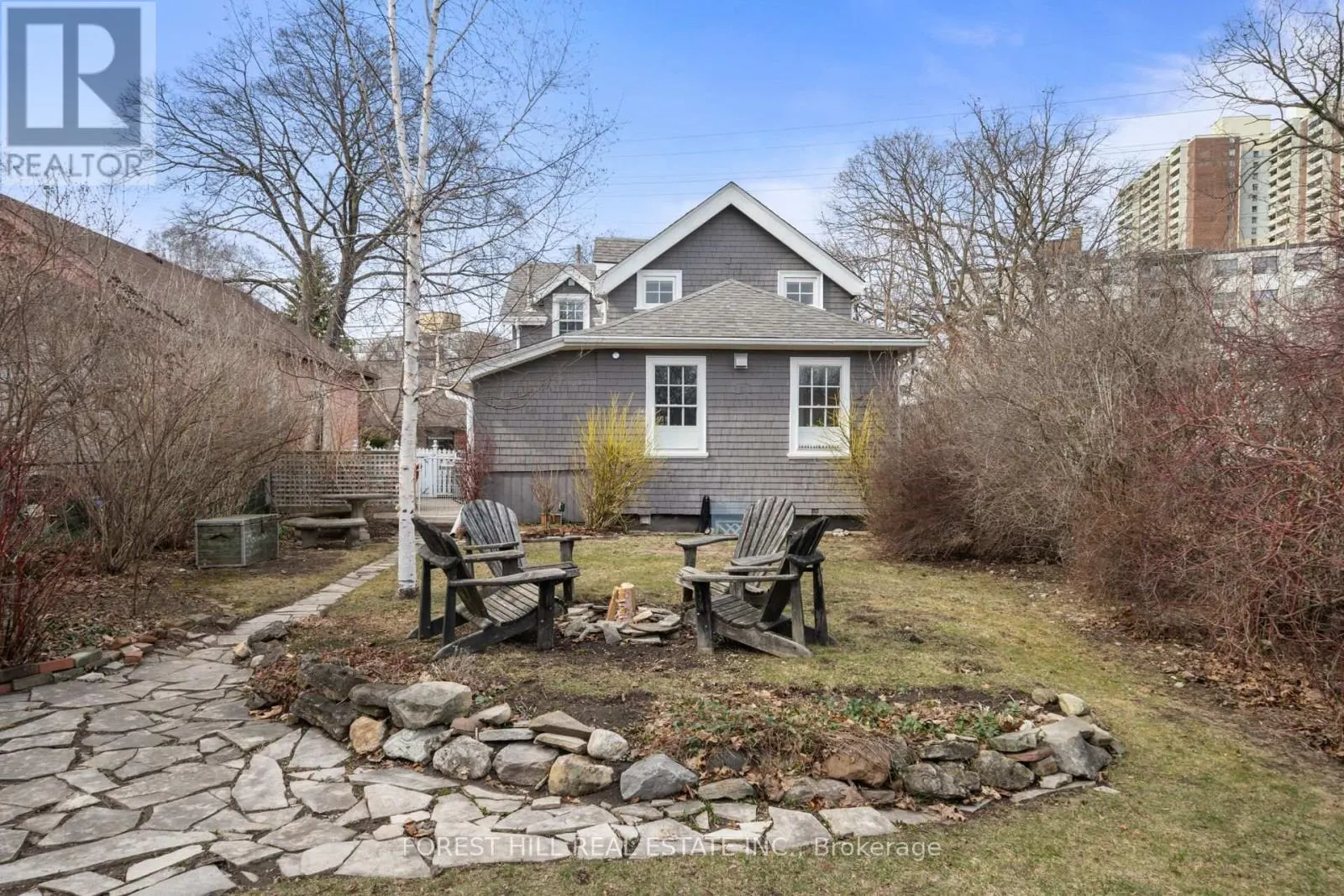 23 MIDBURN AVENUE