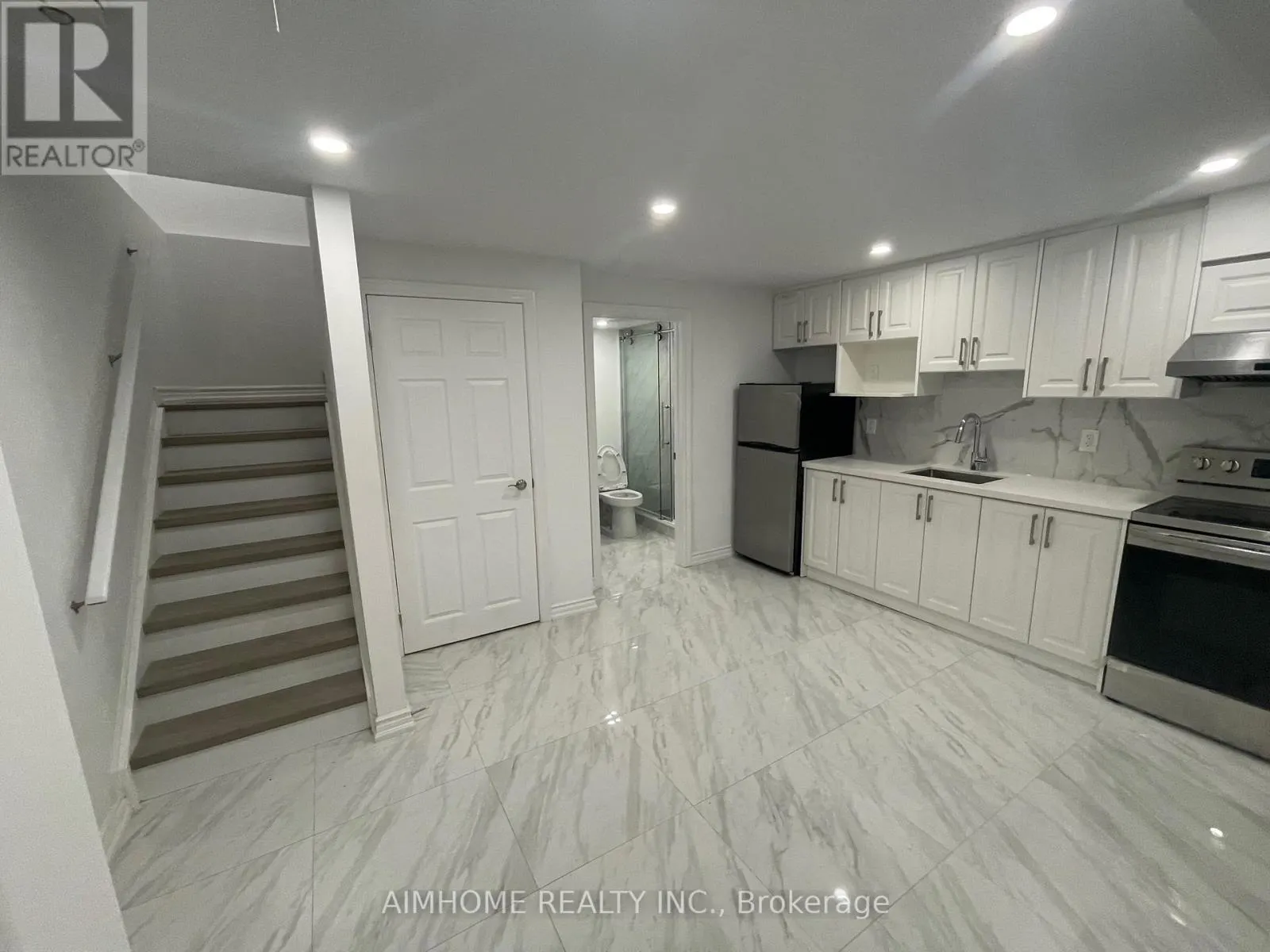 92 AINLEY ROAD