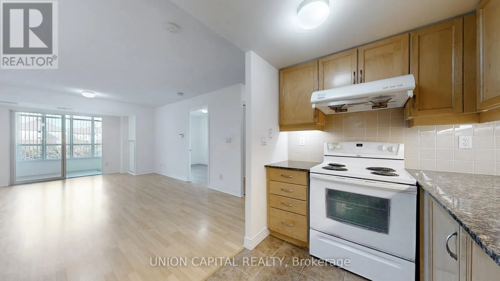 219 - 90 SCOTTFIELD DRIVE