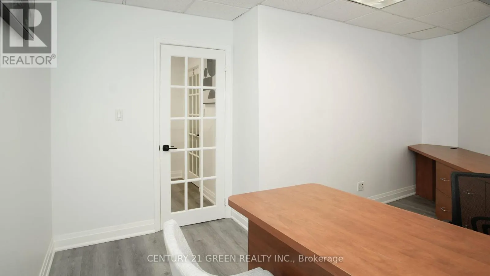 19 - 905 DILLINGHAM ROAD