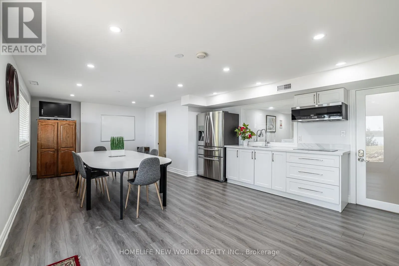 253 STEPHENSON POINT ROAD