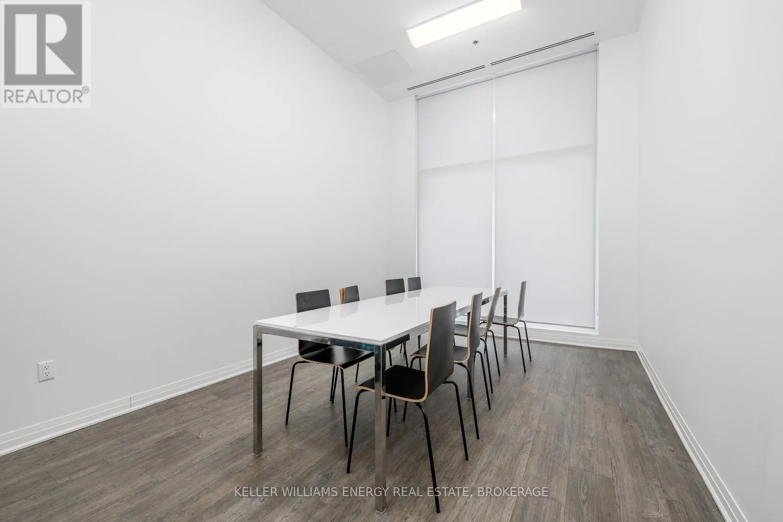 707 - 1900 SIMCOE STREET N, #707