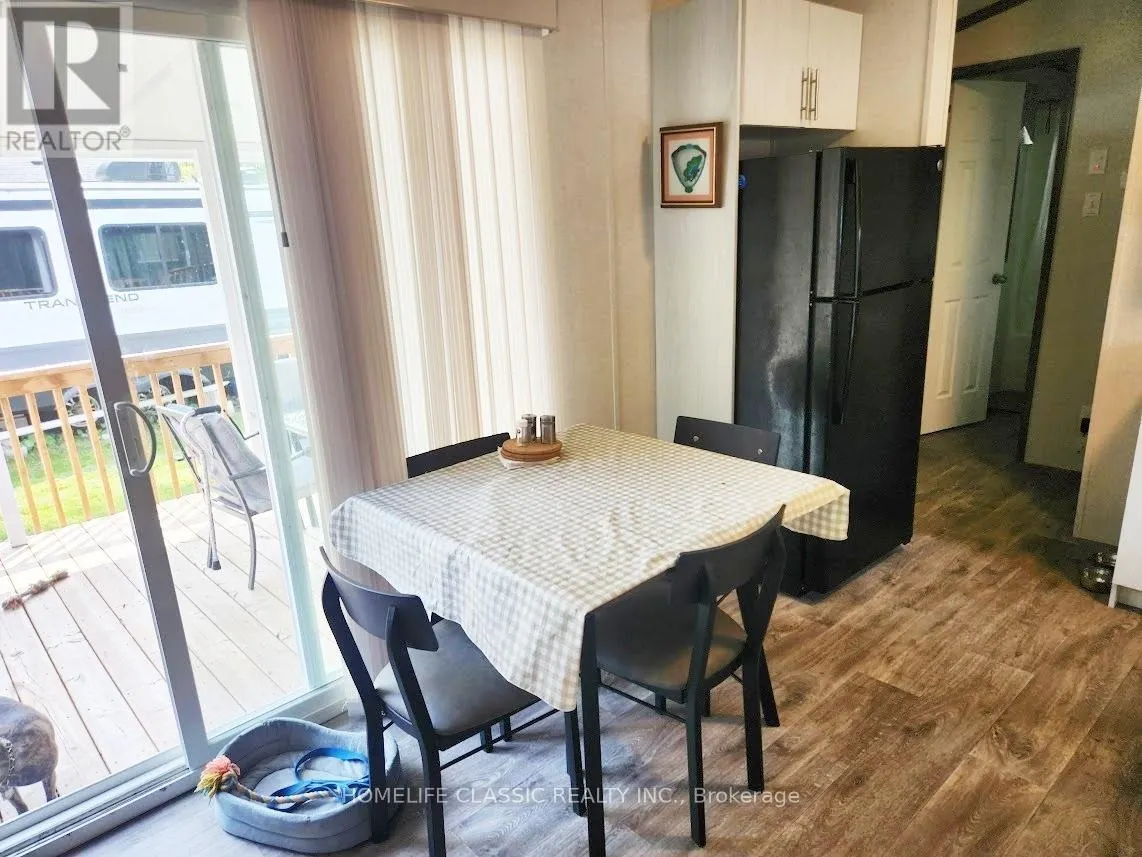 225 PLATTEN BOULEVARD