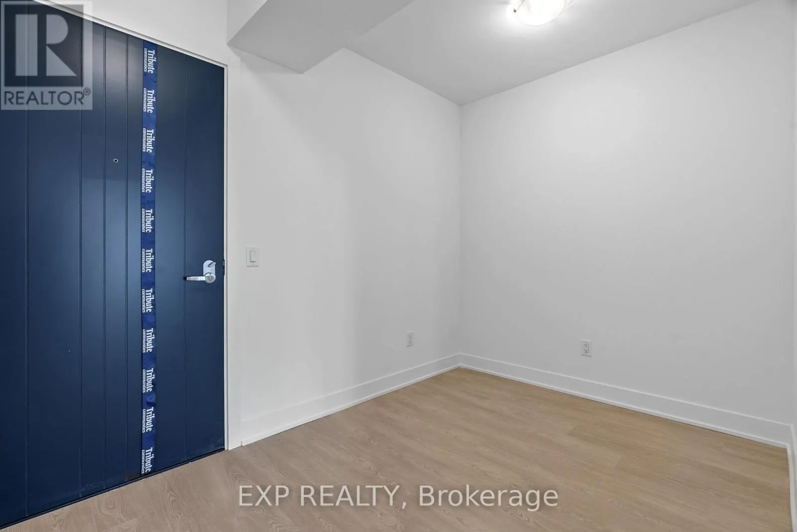 2621 - 2545 SIMCOE STREET N