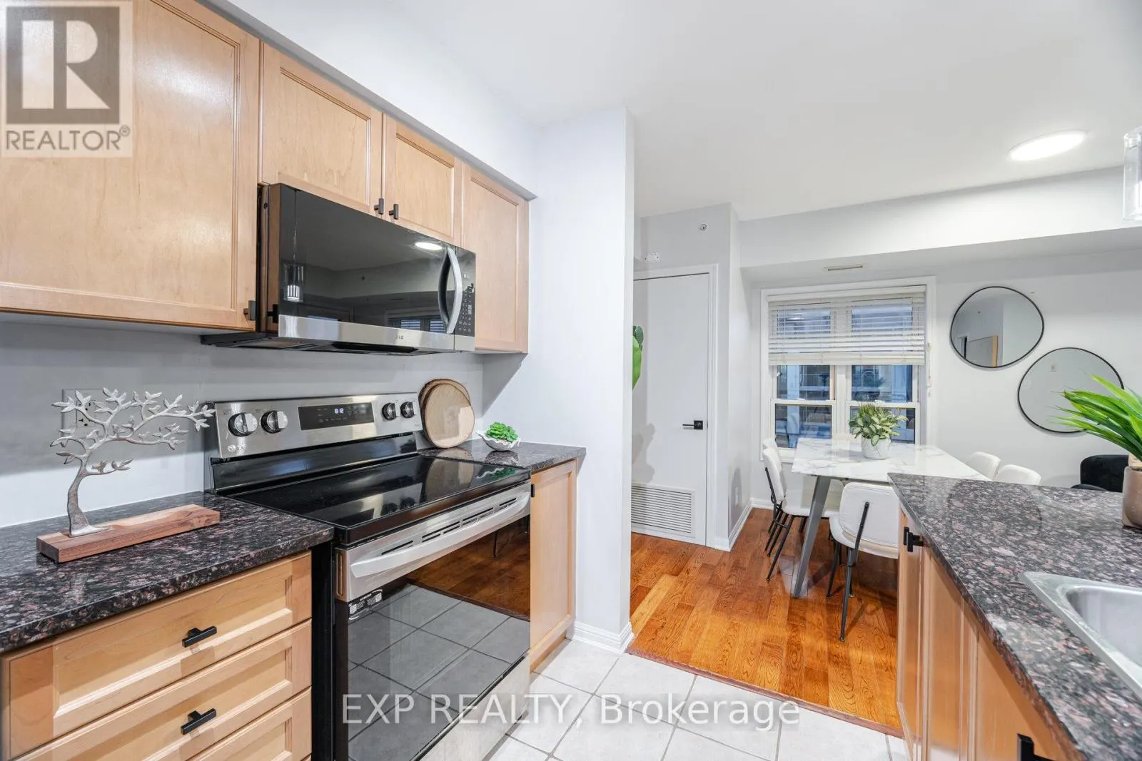 424 - 60 MENDELSSOHN STREET