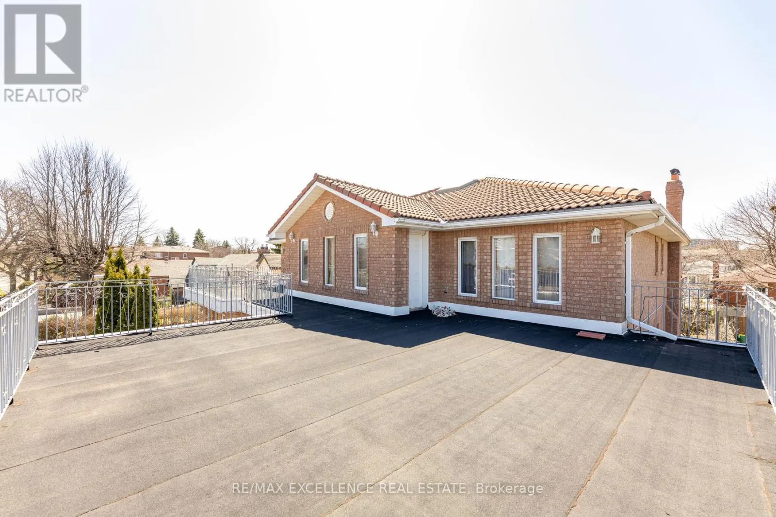 48 TORRANCE ROAD