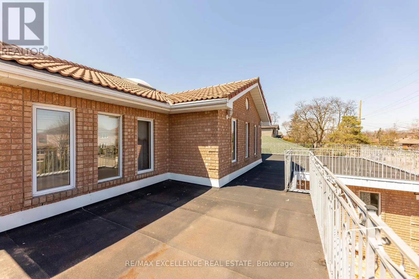 48 TORRANCE ROAD