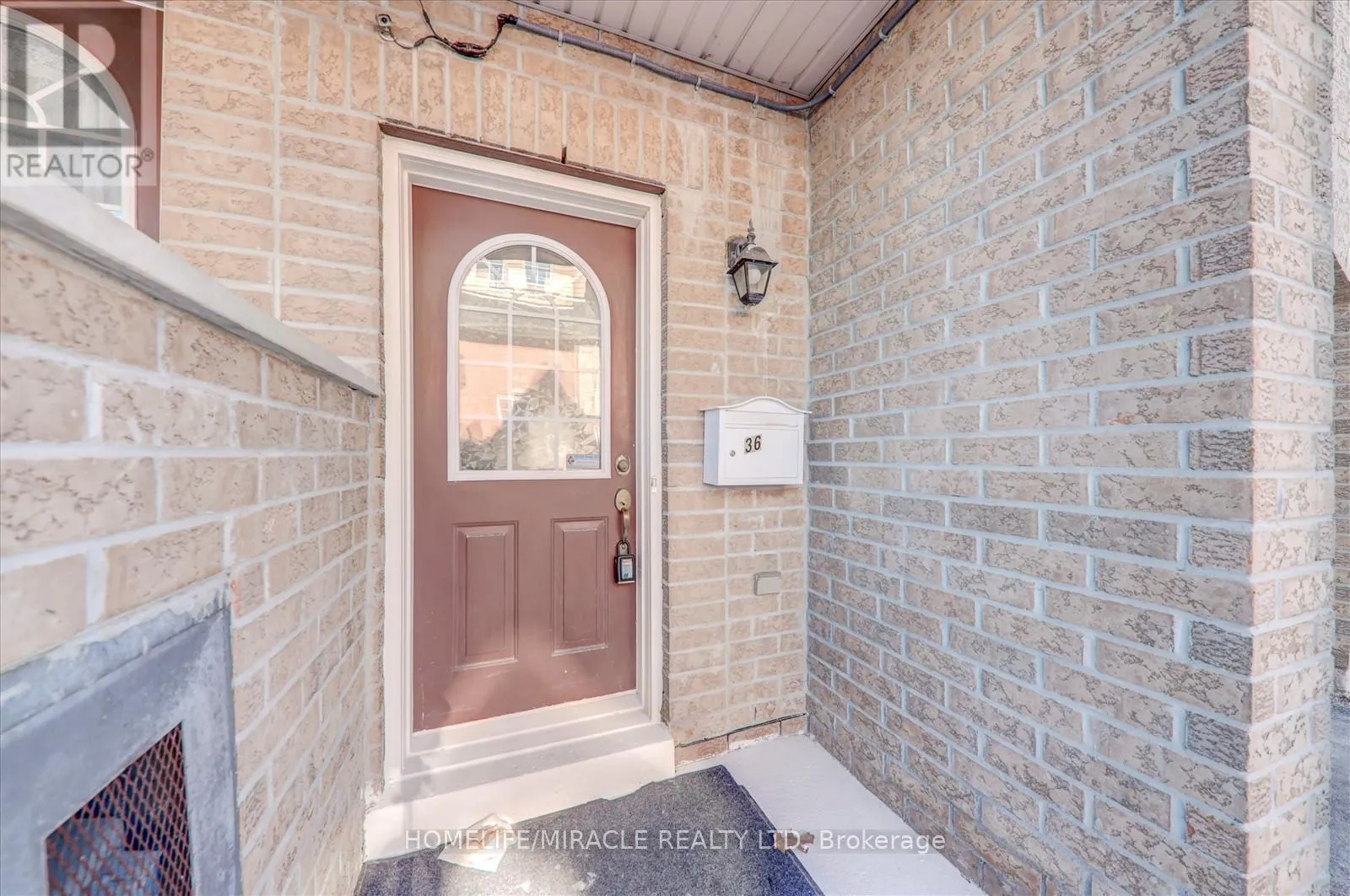 36 JENKINSON WAY