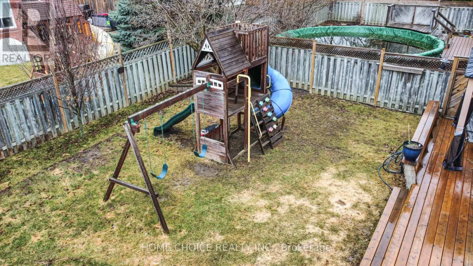 27 DONCASTER CRESCENT