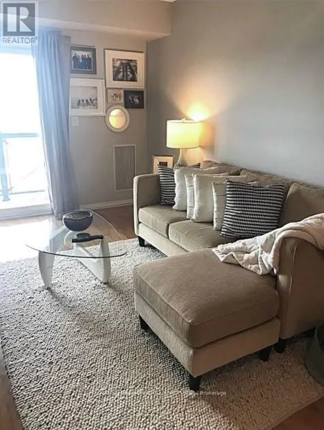 317 - 10 MENDELSSOHN STREET, #317