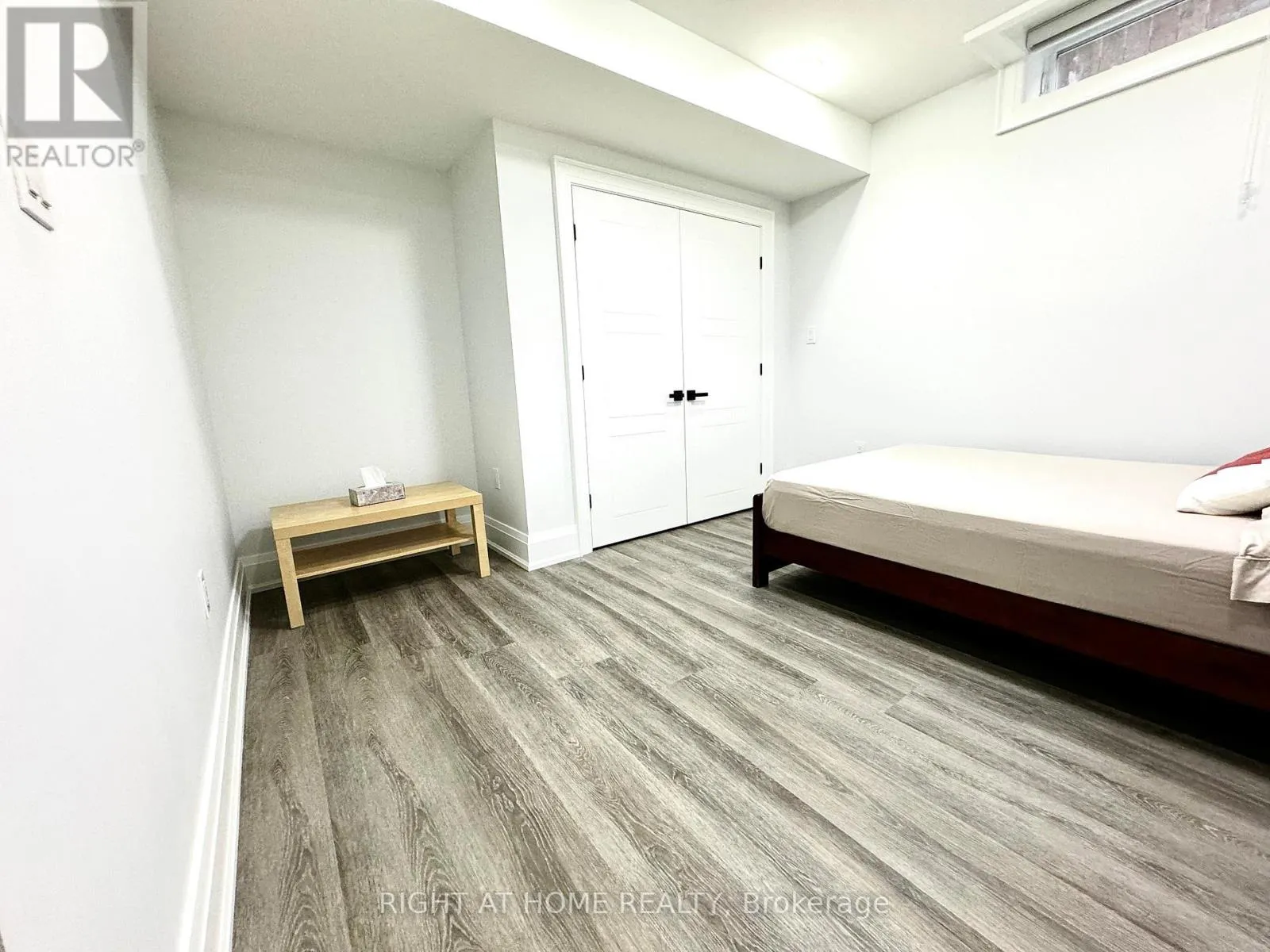 B1 - 6 GLEN MUIR DRIVE