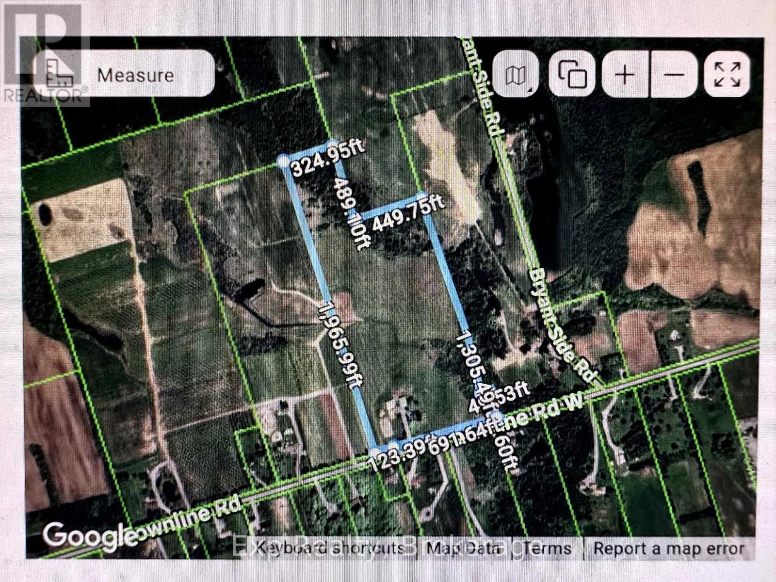 772 TOWNLINE ROAD W